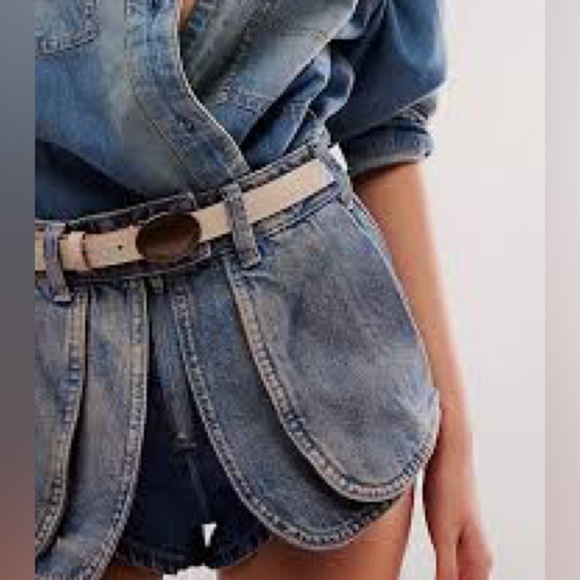 NWT Free People We The Free 27 Prince Street Hi Rise Shorts Varsity Brews Denim - Picture 2 of 5